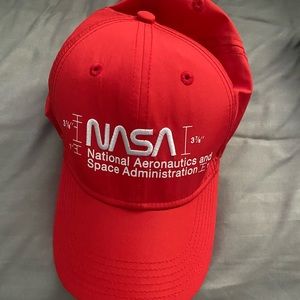 Heron Preston NASA red hat OS 10/10 condition